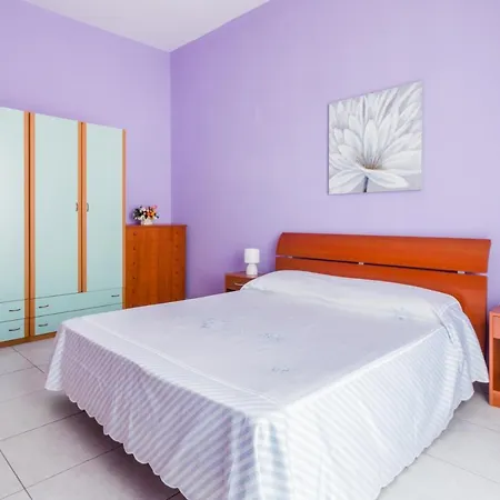 Holiday home Lilla's House Near The Beach, Parking & Wifi Avola