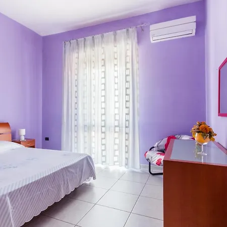 Holiday home Lilla's House Near The Beach, Parking & Wifi Avola